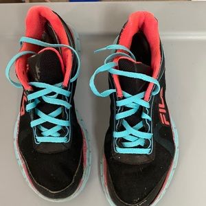 Ladies colorful tennis shoes size 7 black with aqua shoestring